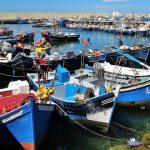 شلل بميناء بني أنصار بالناظور.. مراكب الصيد بالجر متوقفة منذ أسبوعين بسبب غلاء المحروقات